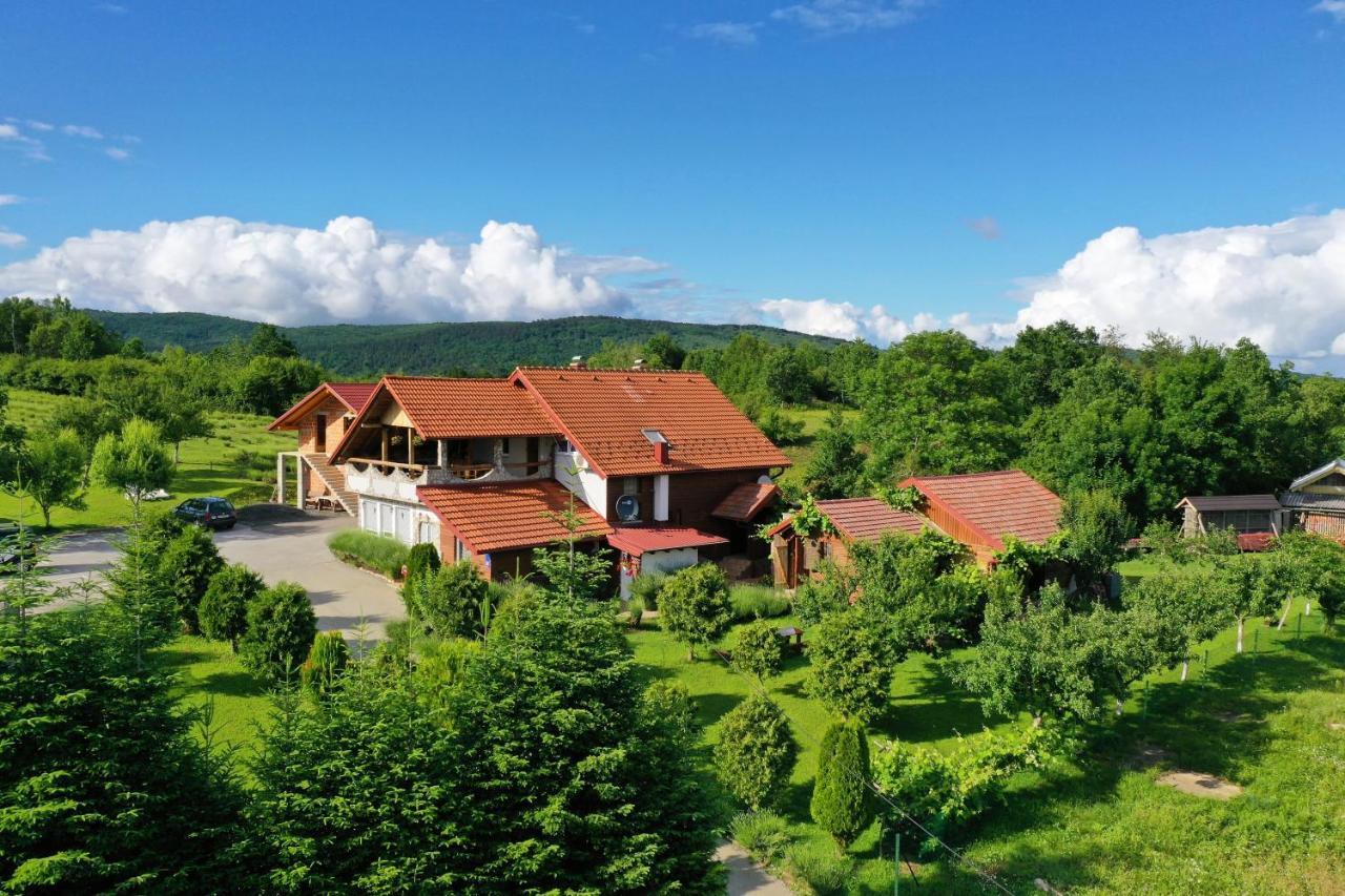 Lavanda Farm Apartmani Rakovica Zewnętrze zdjęcie