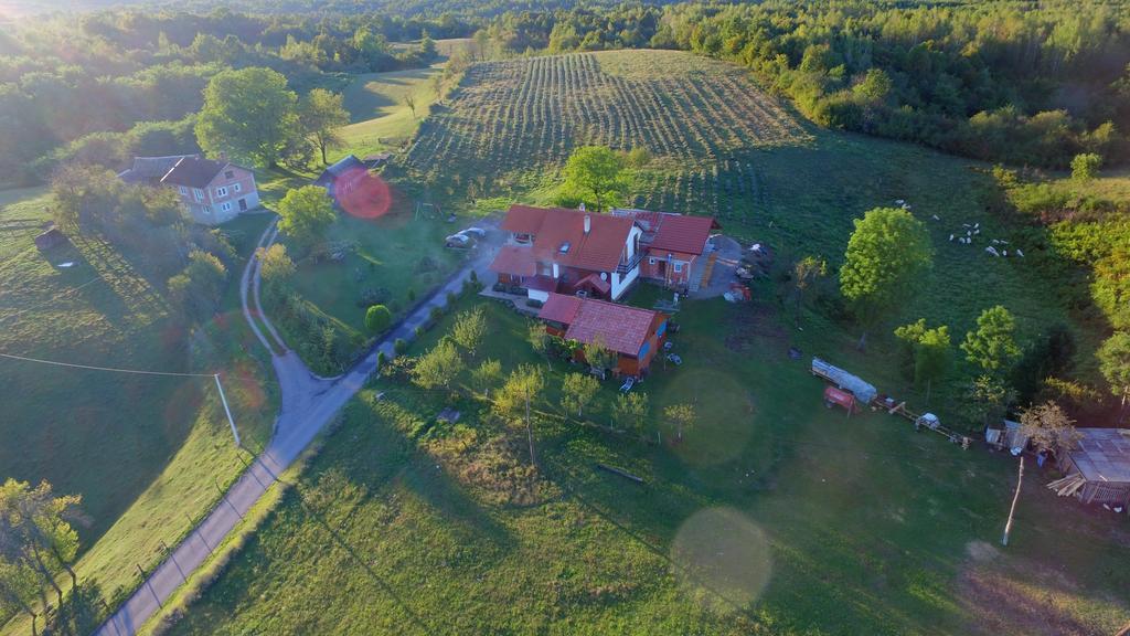 Lavanda Farm Apartmani Rakovica Zewnętrze zdjęcie